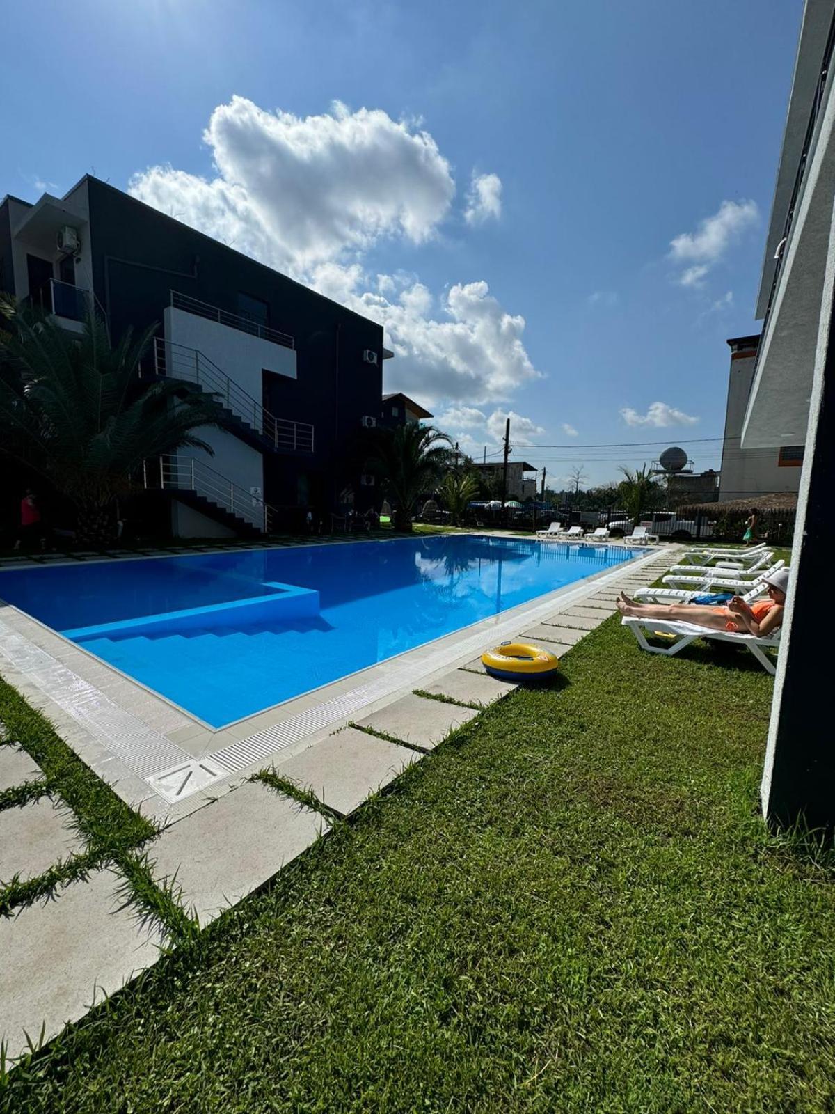 Aparthotel Alfa Уреки Экстерьер фото